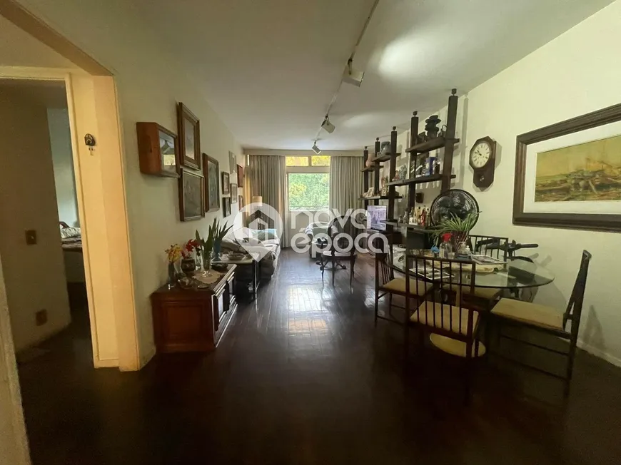 Foto 1 de Apartamento com 3 Quartos à venda, 124m² em Leme, Rio de Janeiro
