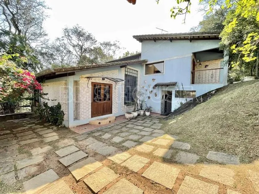 Foto 1 de Casa com 4 Quartos à venda, 435m² em Altos de São Fernando, Jandira