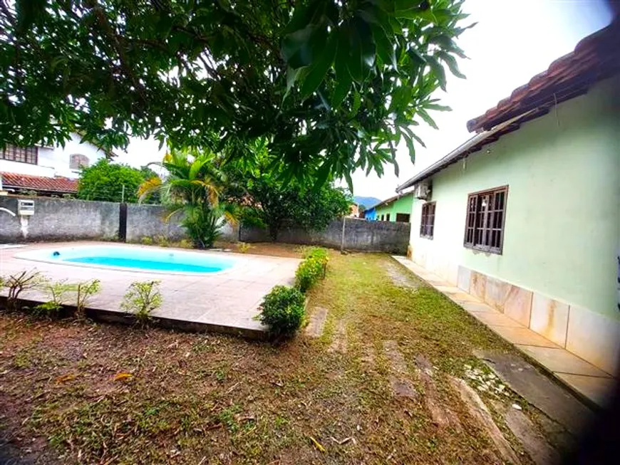 Foto 1 de Casa com 2 Quartos à venda, 72m² em Centro, Guapimirim