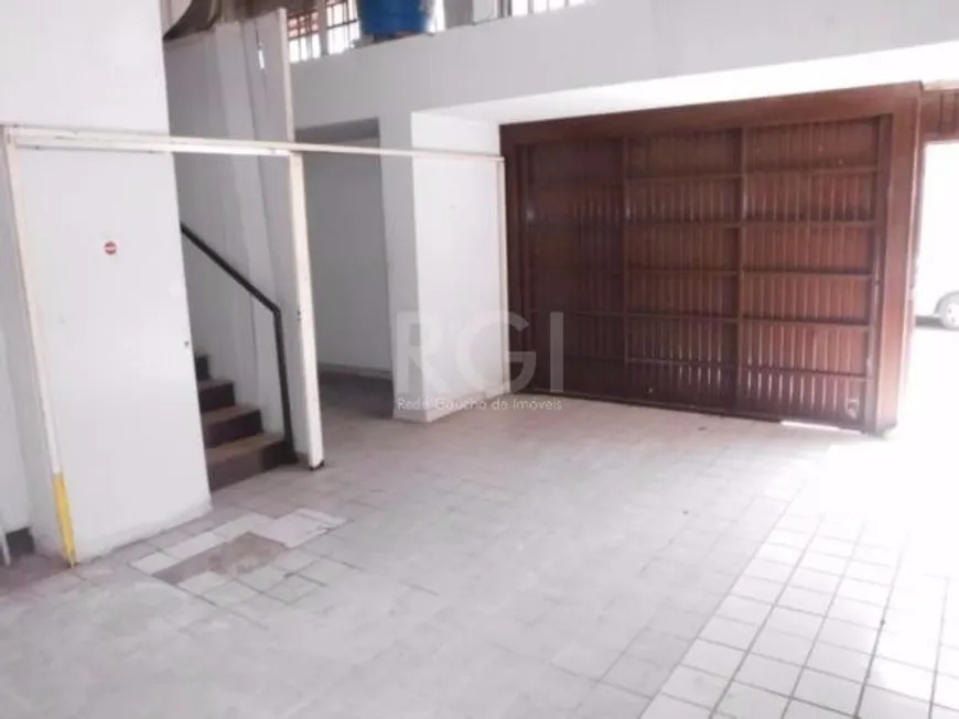 Foto 1 de Ponto Comercial à venda, 228m² em Farroupilha, Porto Alegre