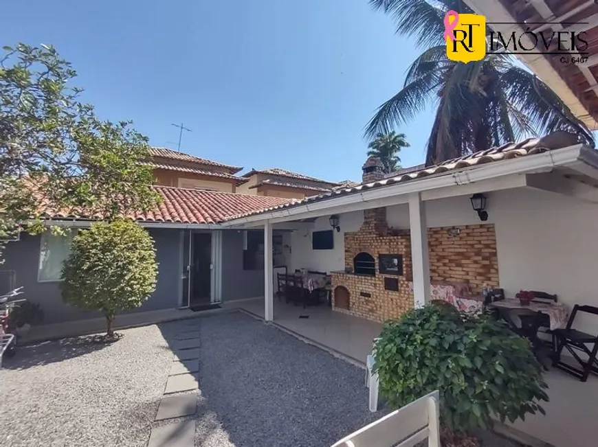 Foto 1 de Casa com 4 Quartos à venda, 262m² em Parque Burle, Cabo Frio