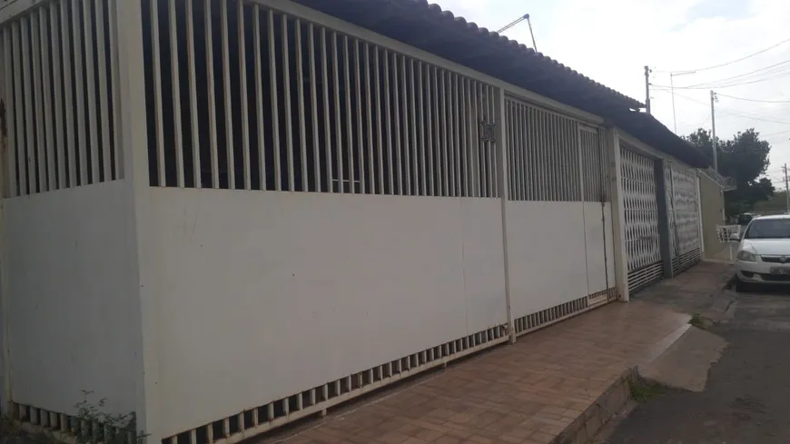 Foto 1 de Casa com 3 Quartos à venda, 80m² em Samambaia Sul, Brasília