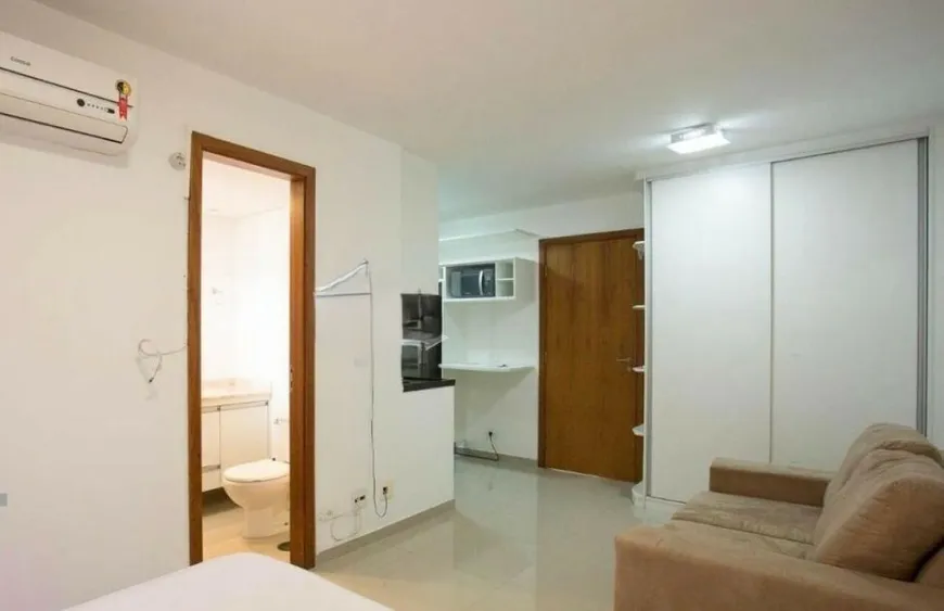 Foto 1 de Apartamento com 1 Quarto à venda, 30m² em Campo Belo, São Paulo