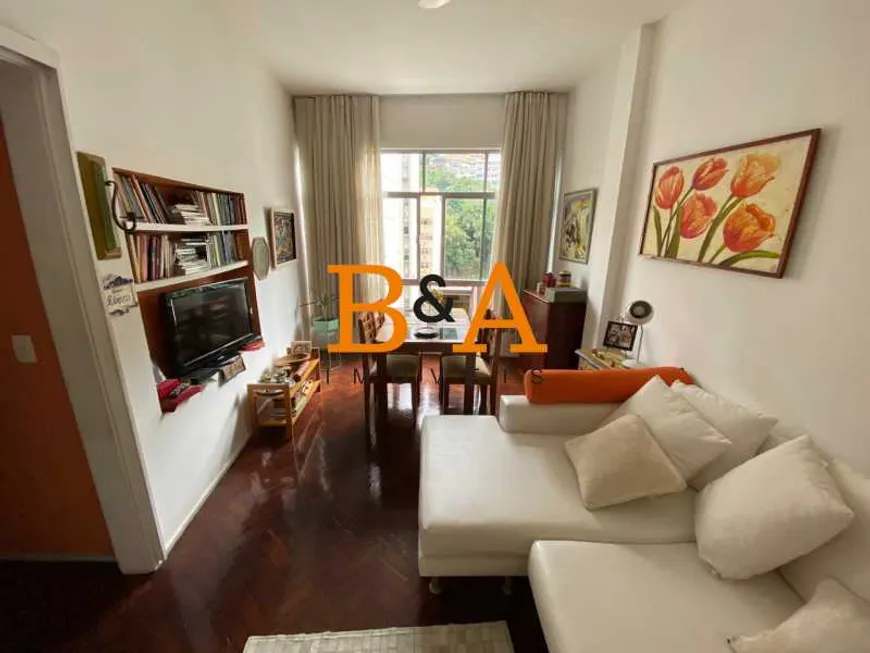 Foto 1 de Apartamento com 2 Quartos à venda, 72m² em Leme, Rio de Janeiro