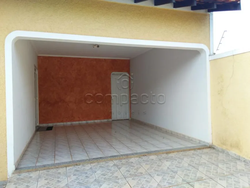 Foto 1 de Casa com 3 Quartos à venda, 221m² em Jardim Caparroz, São José do Rio Preto