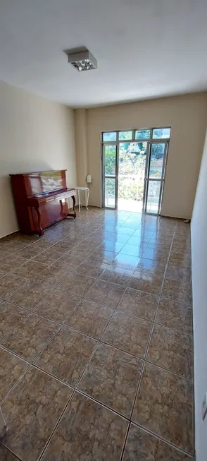 Foto 1 de Apartamento com 2 Quartos à venda, 75m² em Bancários, Rio de Janeiro