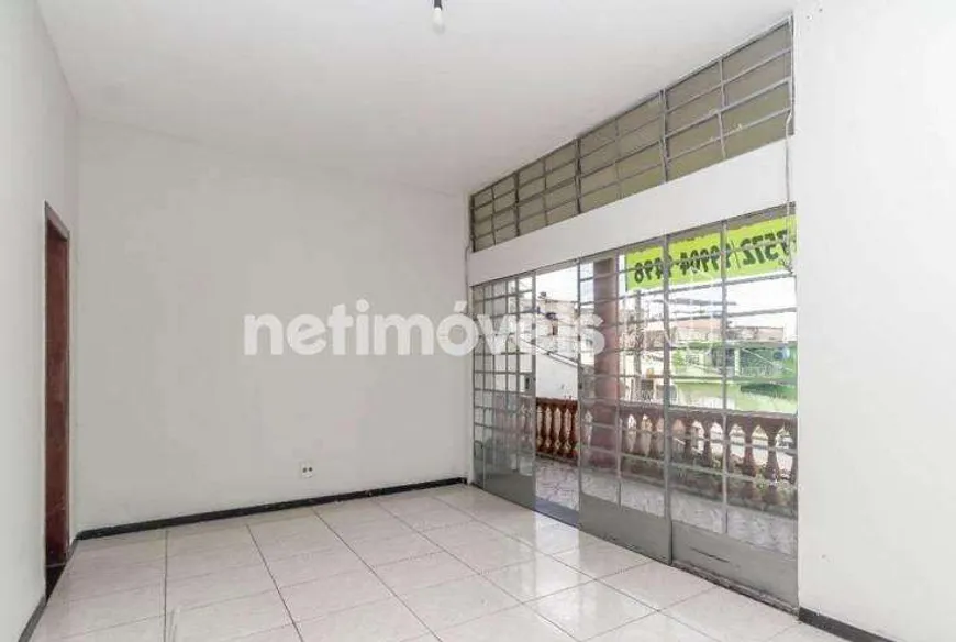 Foto 1 de Casa com 3 Quartos à venda, 360m² em Nova Cachoeirinha, Belo Horizonte