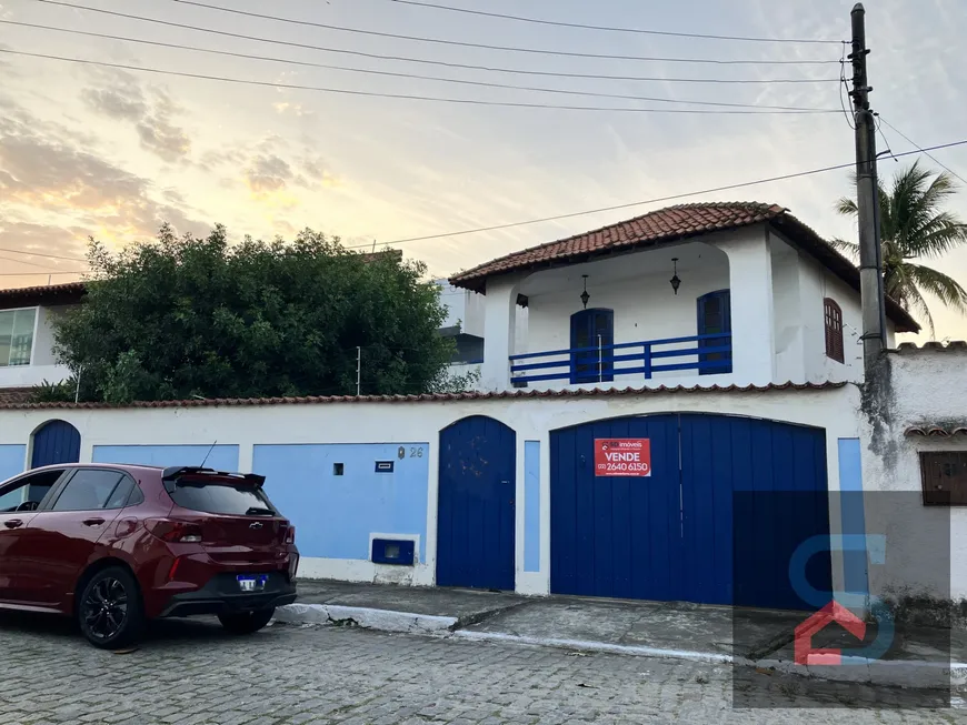 Foto 1 de Casa com 4 Quartos à venda, 420m² em Jardim Excelcior, Cabo Frio