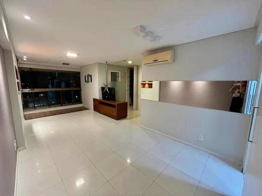 Foto 1 de Apartamento com 3 Quartos à venda, 81m² em Poço, Recife