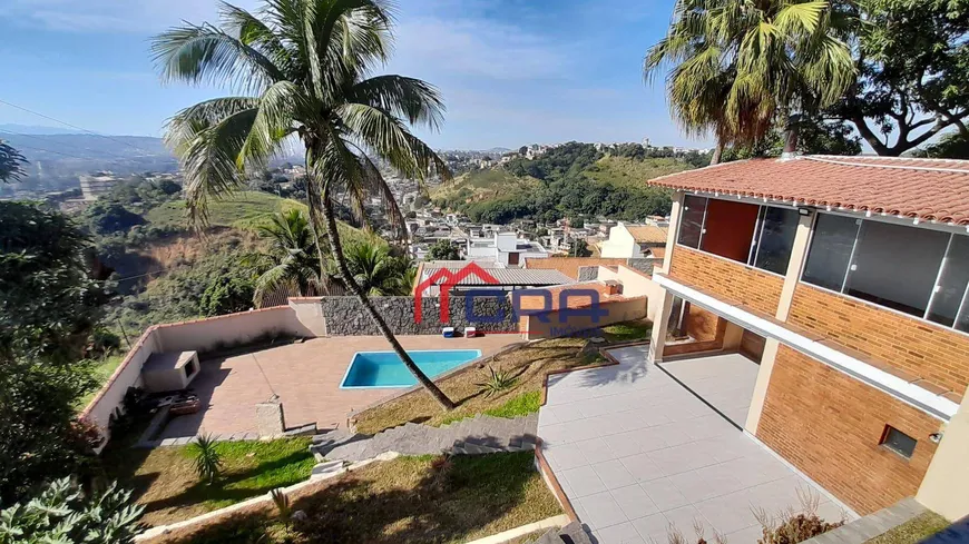 Foto 1 de Casa com 3 Quartos à venda, 350m² em Jardim Suíça, Volta Redonda