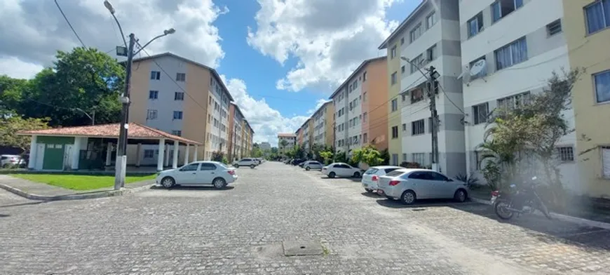 Foto 1 de Apartamento com 2 Quartos à venda, 49m² em Jardim das Margaridas, Salvador