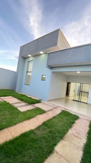 Foto 1 de Casa com 3 Quartos à venda, 110m² em Residencial Flor do Ipê I, Senador Canedo