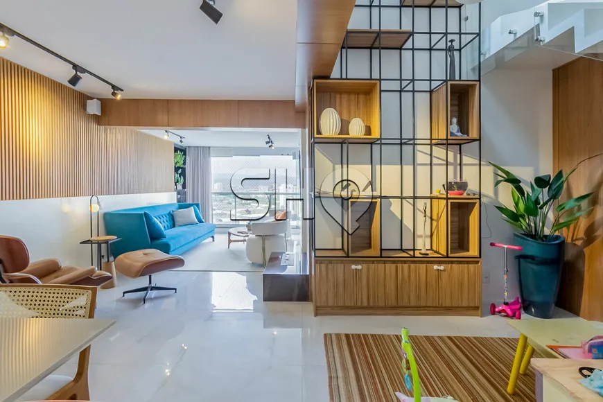 Foto 1 de Cobertura com 4 Quartos para alugar, 270m² em Lapa, São Paulo