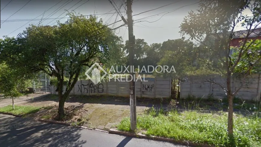Foto 1 de Lote/Terreno à venda, 374m² em Chácara das Pedras, Porto Alegre