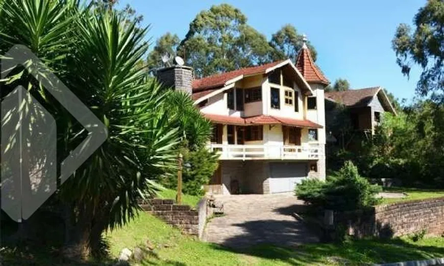 Foto 1 de Casa com 4 Quartos à venda, 400m² em Villagio, Gramado