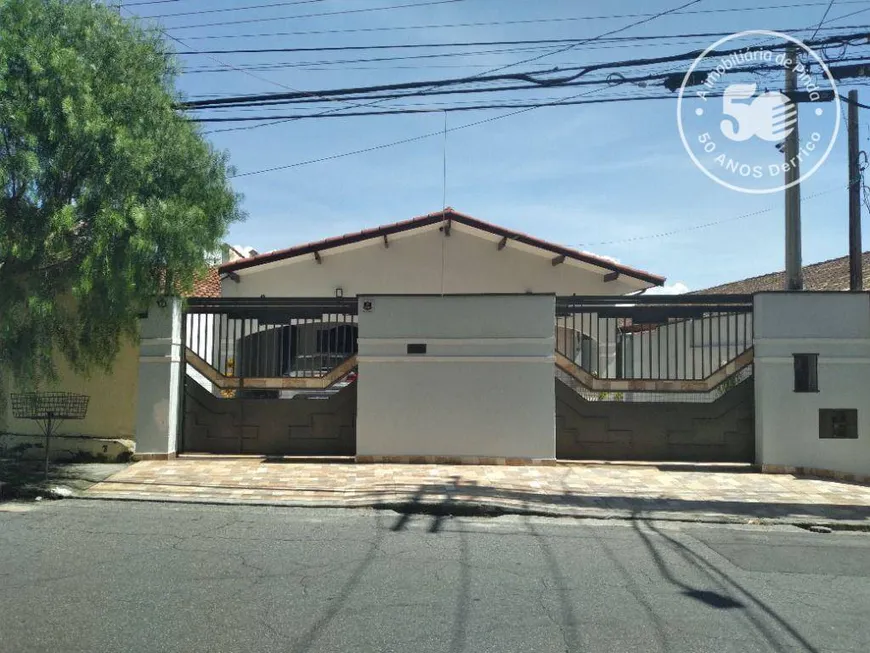 Foto 1 de Casa com 3 Quartos à venda, 233m² em Santana, Pindamonhangaba