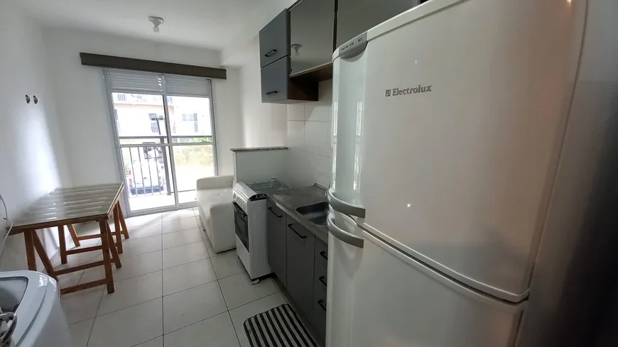 Foto 1 de Apartamento com 1 Quarto para alugar, 30m² em Vila Romana, São Paulo