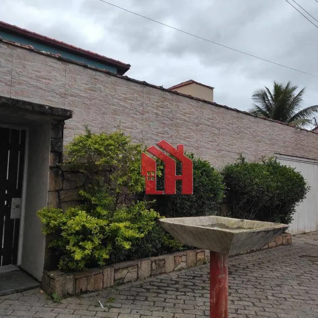 Foto 1 de Sobrado com 3 Quartos à venda, 159m² em Balneário Praia do Pernambuco, Guarujá