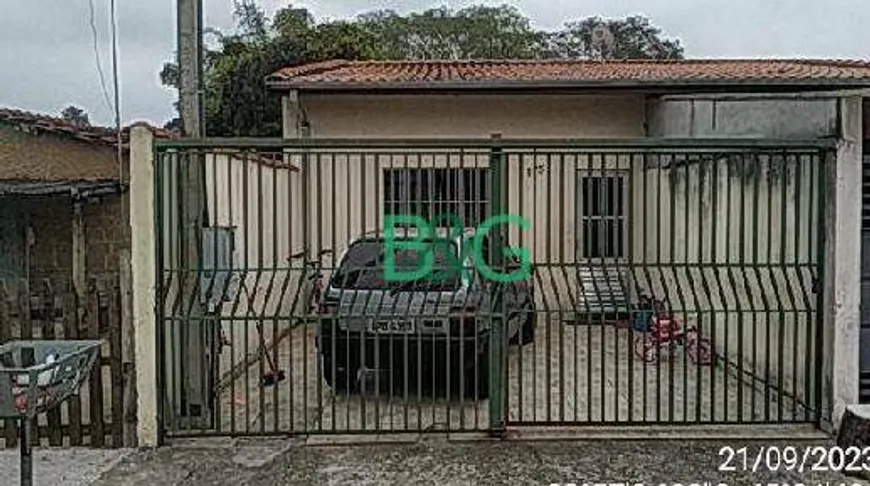 Foto 1 de Casa com 2 Quartos à venda, 62m² em Jardim Eloyna, Pindamonhangaba