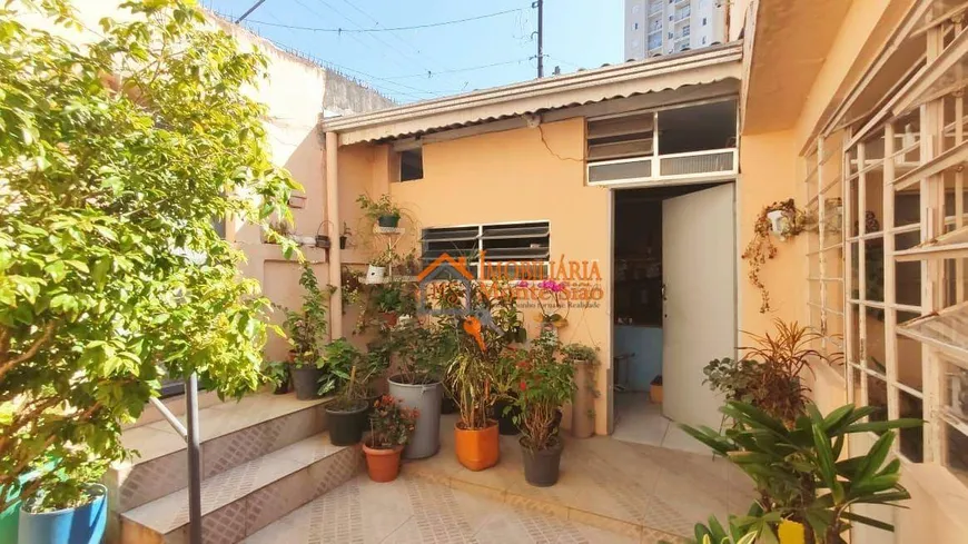 Foto 1 de Casa com 4 Quartos à venda, 150m² em Jardim Capri, Guarulhos