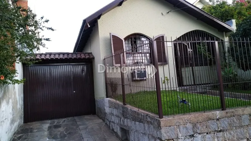 Foto 1 de Casa com 5 Quartos à venda, 196m² em Tristeza, Porto Alegre