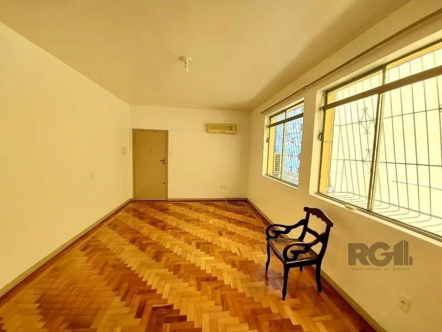 Foto 1 de Apartamento com 5 Quartos à venda, 134m² em Floresta, Porto Alegre