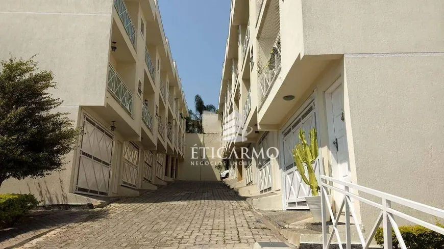 Foto 1 de Casa de Condomínio com 3 Quartos à venda, 135m² em Chácara Seis de Outubro, São Paulo