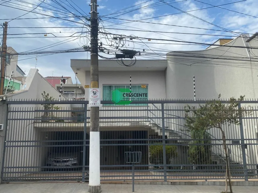 Foto 1 de Casa com 3 Quartos à venda, 323m² em Vila Scarpelli, Santo André