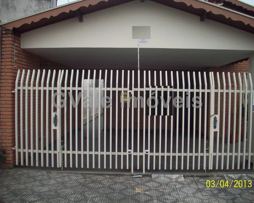 Foto 1 de Casa com 3 Quartos à venda, 250m² em Jardim Santa Clara, Taubaté