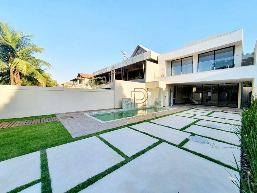 Foto 1 de Casa de Condomínio com 5 Quartos à venda, 380m² em Barra da Tijuca, Rio de Janeiro