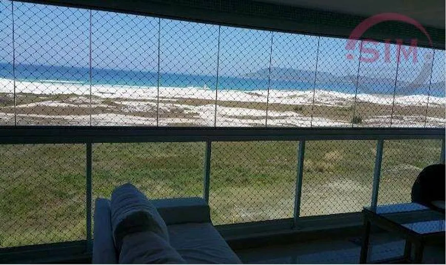 Foto 1 de Apartamento com 4 Quartos à venda, 270m² em Algodoal, Cabo Frio