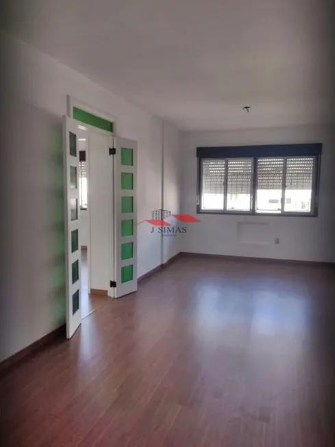 Foto 1 de Apartamento com 2 Quartos à venda, 64m² em Passo da Areia, Porto Alegre