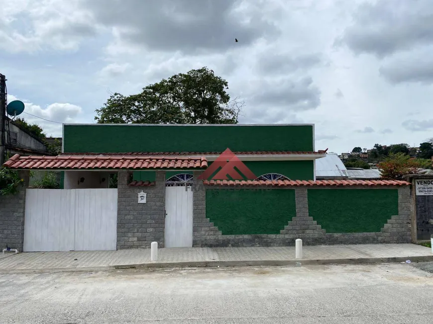 Foto 1 de Casa com 3 Quartos à venda, 432m² em Colubandê, São Gonçalo