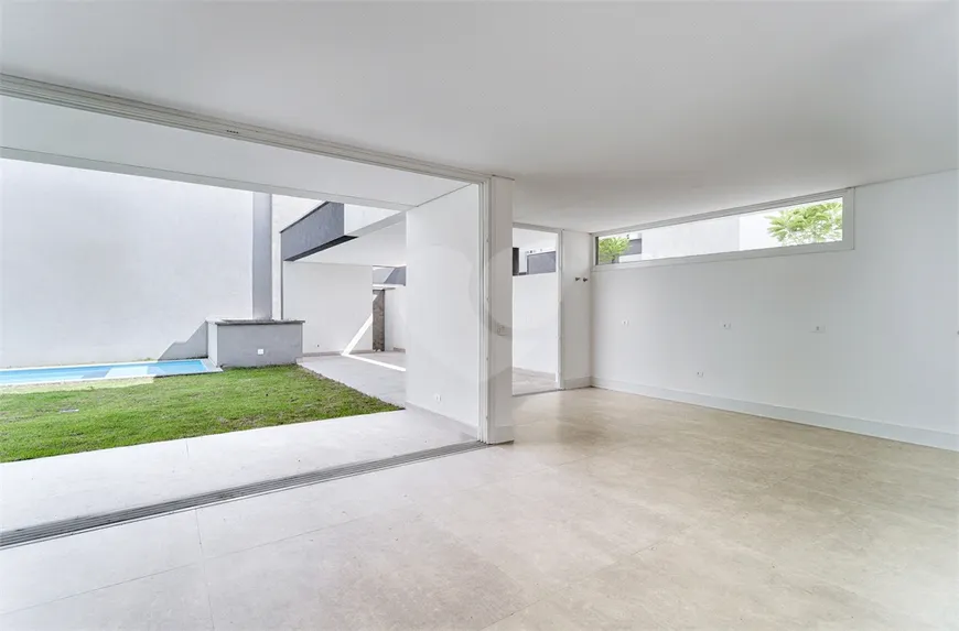 Foto 1 de Casa de Condomínio com 4 Quartos à venda, 420m² em Brooklin, São Paulo