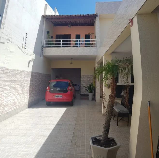 Foto 1 de Casa com 3 Quartos à venda, 230m² em Aeroporto, Aracaju