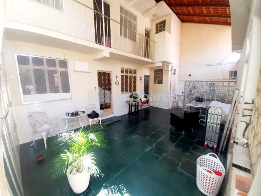 Foto 1 de Casa com 2 Quartos à venda, 169m² em Magalhães Bastos, Rio de Janeiro