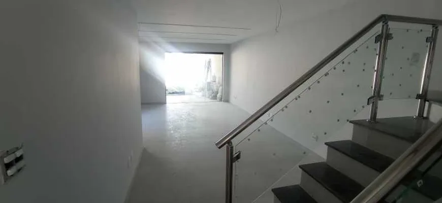 Foto 1 de Casa de Condomínio com 4 Quartos à venda, 180m² em Freguesia- Jacarepaguá, Rio de Janeiro