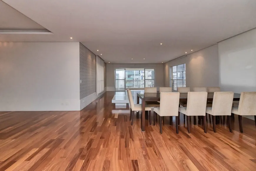 Foto 1 de Apartamento com 5 Quartos à venda, 305m² em Higienópolis, São Paulo