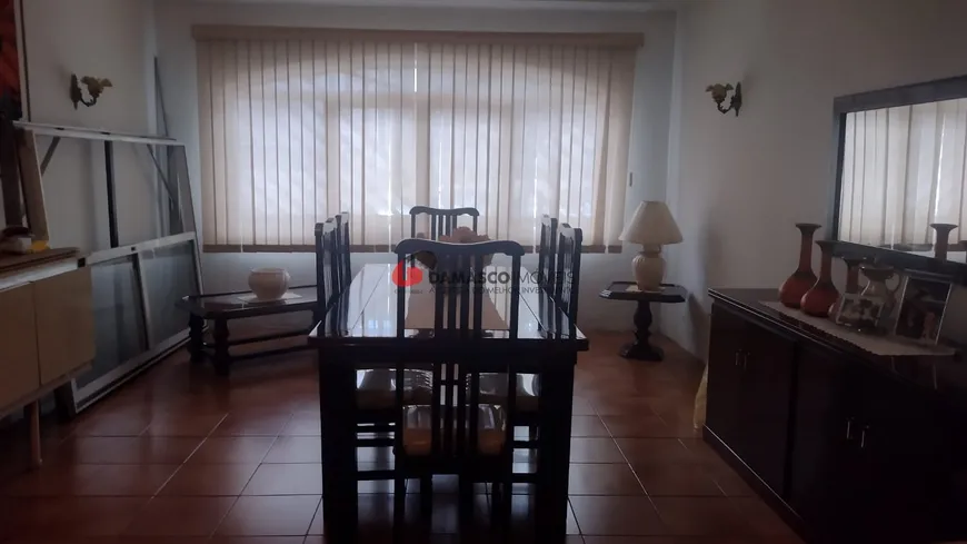 Foto 1 de Sobrado com 3 Quartos à venda, 186m² em Santa Paula, São Caetano do Sul