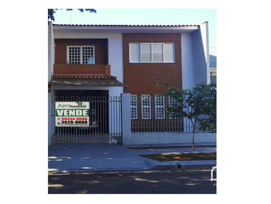 Foto 1 de Sobrado com 3 Quartos à venda, 180m² em Copacabana Residencial, Maringá
