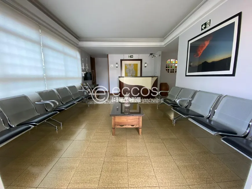 Foto 1 de Imóvel Comercial com 4 Quartos para alugar, 397m² em Morada da Colina, Uberlândia