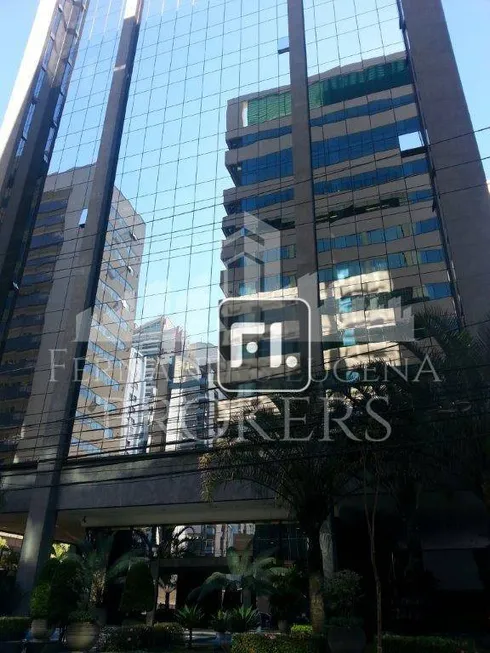 Foto 1 de Sala Comercial para venda ou aluguel, 220m² em Vila Olímpia, São Paulo