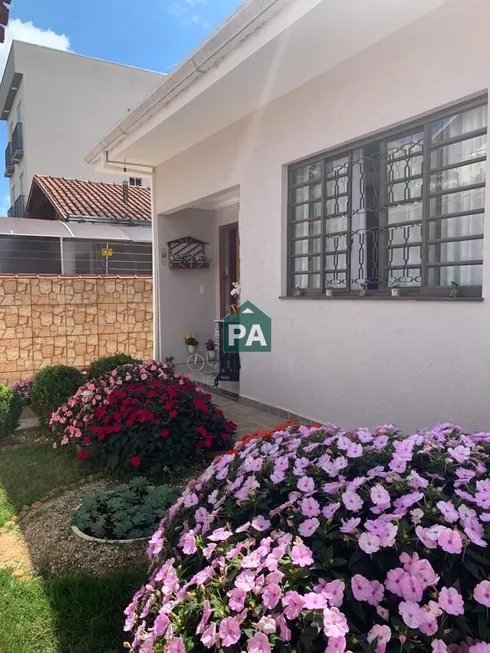 Foto 1 de Casa com 4 Quartos à venda, 233m² em Jardim Das Azaléias, Poços de Caldas