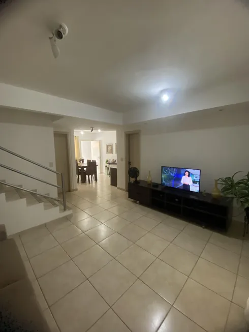 Foto 1 de Casa de Condomínio com 3 Quartos à venda, 155m² em Parque das Laranjeiras, Goiânia