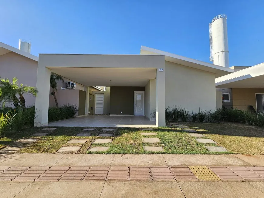 Foto 1 de Casa de Condomínio com 2 Quartos à venda, 143m² em Tiradentes, Campo Grande