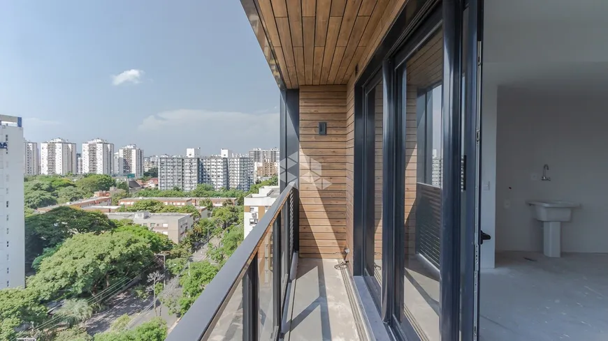 Foto 1 de Apartamento com 2 Quartos à venda, 70m² em Bela Vista, Porto Alegre