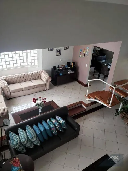 Foto 1 de Casa com 4 Quartos à venda, 300m² em Jardim Estoril II, Bauru