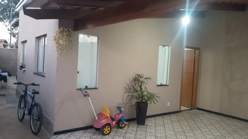 Foto 1 de Casa com 2 Quartos à venda, 100m² em Centro, Confins