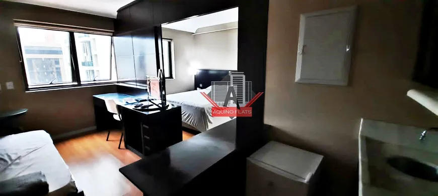 Foto 1 de Apartamento com 1 Quarto para alugar, 30m² em Moema, São Paulo