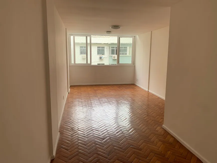 Foto 1 de Apartamento com 3 Quartos à venda, 103m² em Ipanema, Rio de Janeiro